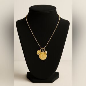 Vintage Y2K Womens “L” Gold Toned Lucky Clover Floral Pearly Rhinestone Necklace